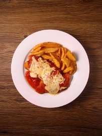 Pamegiana de Frango com Batata Rústica Pamegiana de Frango com Batata Rústica