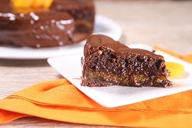 Torta de chocolate e damasco