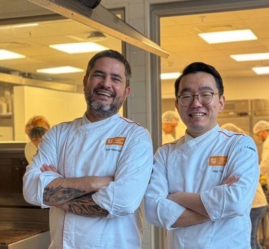 Igor Mochizuki e Vitor Tsuru