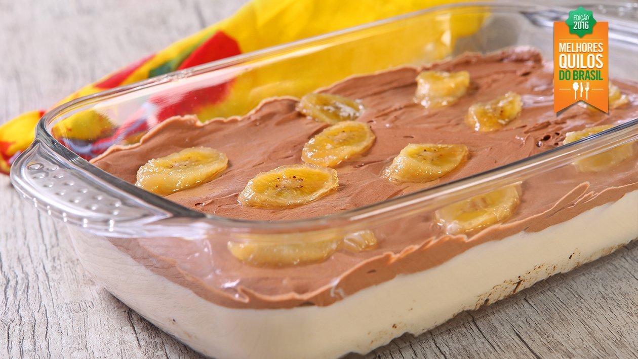 Sobremesa Tricolor com Banana Caramelada – - Receita