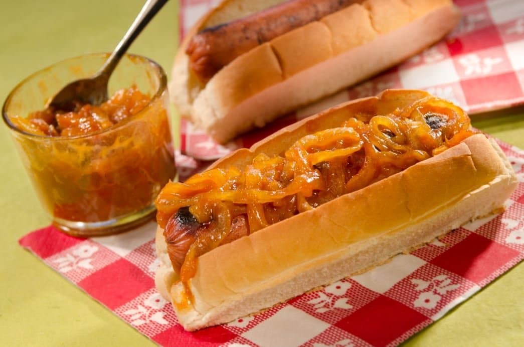 VOCÊ NUNCA VIU CACHORRO QUENTE IGUAL! HotDog com Aligot e Cebola