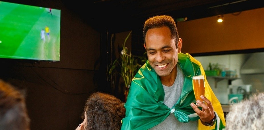 Como atender bem o cliente na Copa 2022: saiba como preparar a cozinha e veja opções de petiscos