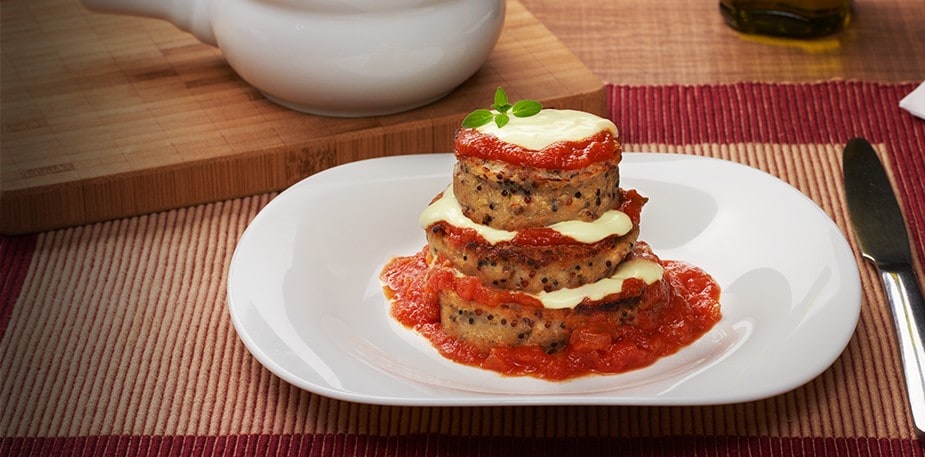 Berinjela à Parmegiana ao Molho de Tomate Rústico