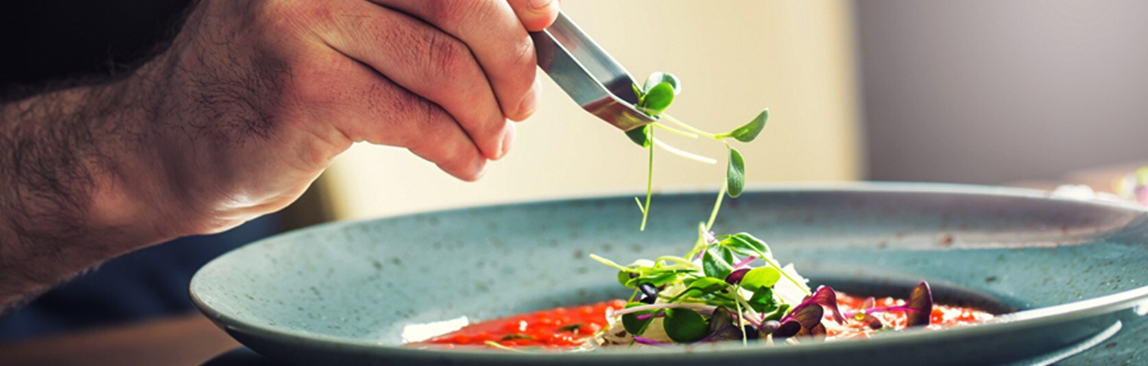 Dicas para divulgar seu restaurante nas redes sociais