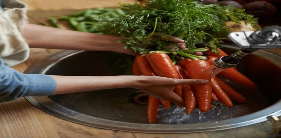 Como fazer a higienização dos alimentos de maneira correta