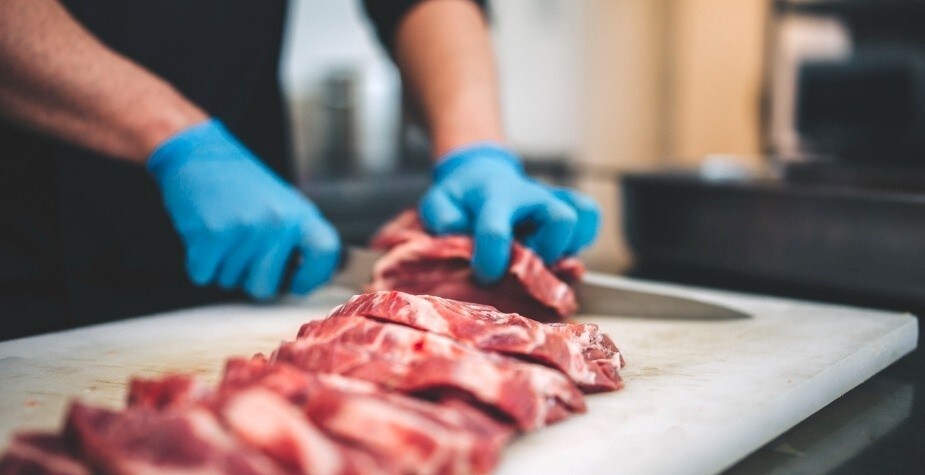 Saiba quais medidas tomar para evitar a contaminação cruzada em sua cozinha