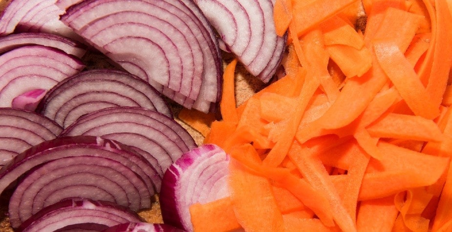 Como adotar as cores das tábuas de corte deixa sua cozinha mais segura