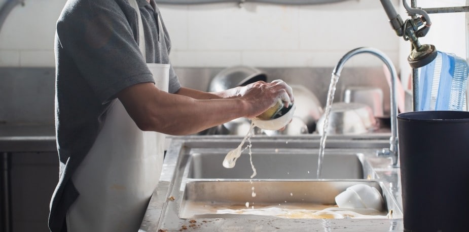 Higienização em restaurantes: como adequar o seu estabelecimento às normas da Vigilância Sanitária