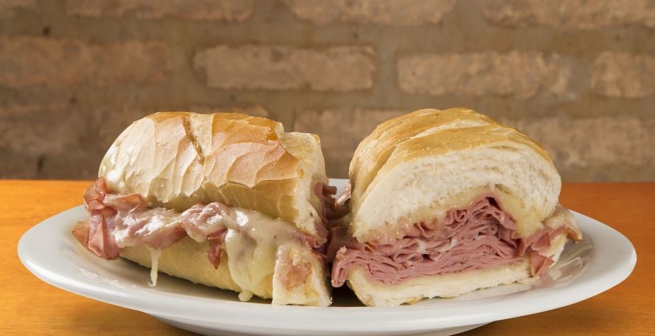 Como diferenciar lanches populares para incluir no seu menu