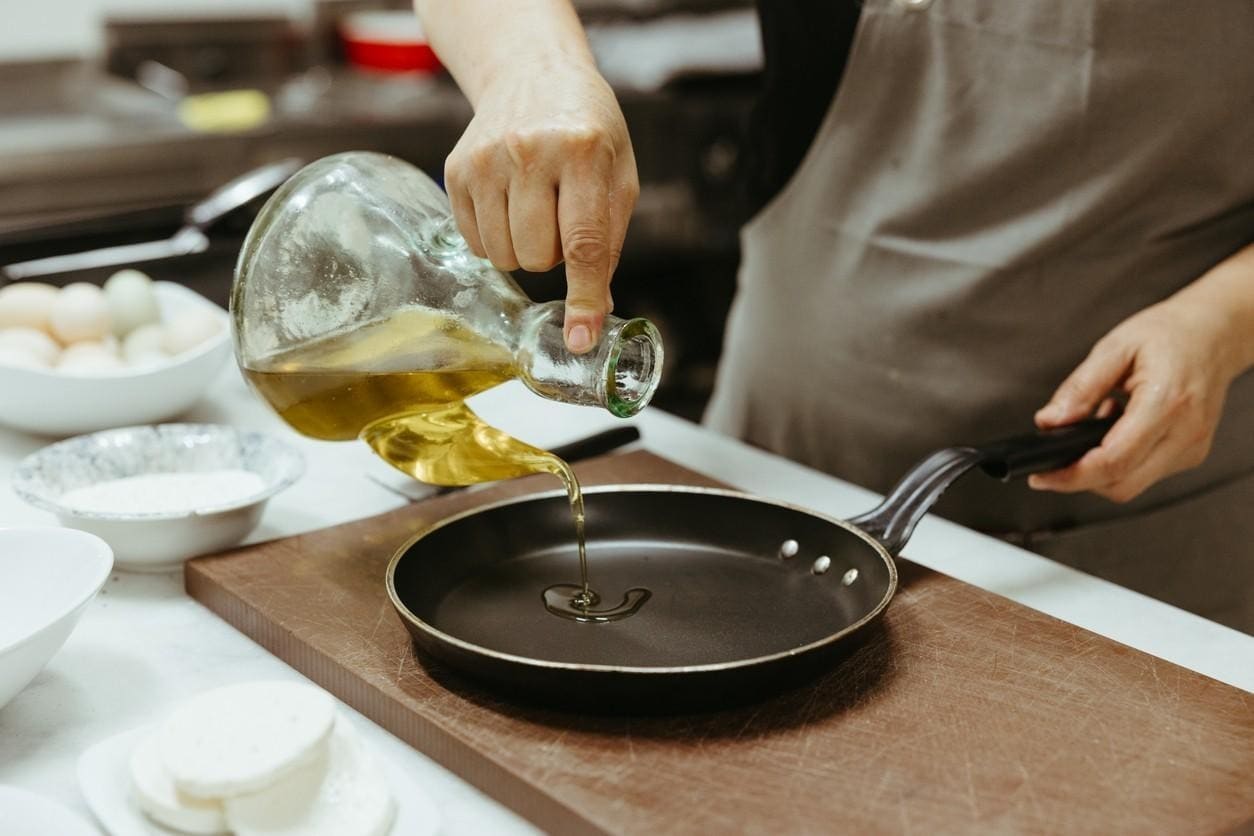 oil and pan oil and pan
