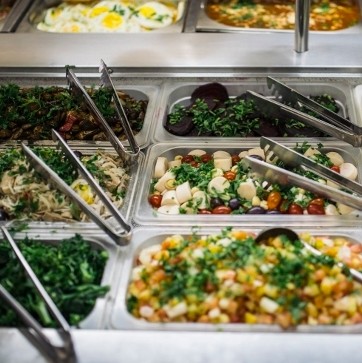 Temperatura e tempo de armazenamento para alimentos pré-preparados ou preparados no próprio estabelecimento Temperatura e tempo de armazenamento para alimentos pré-preparados ou preparados no próprio estabelecimento