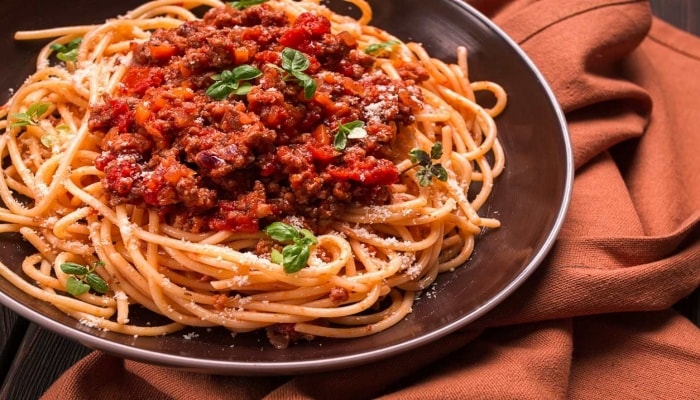 Molho bolonhesa: carne e tomate em harmonia