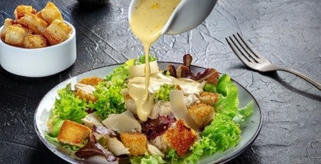 Molho para saladas: 5 tipos para ter no menu do seu negócio
