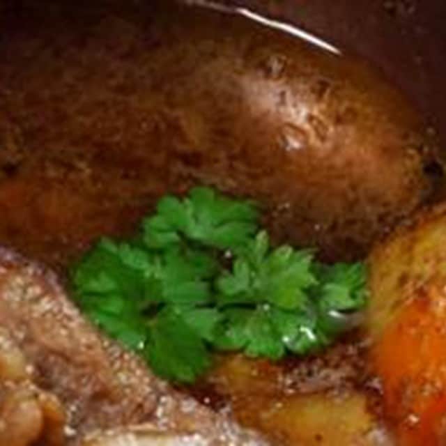 Slow cooking: cozimento lento deixa pratos suculentos; saiba como fazer